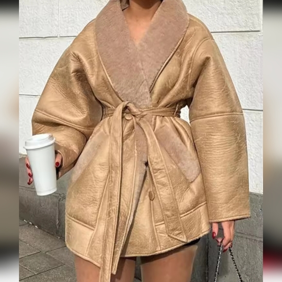 Winter Thick Plush Women PU Leather Jackets With Belts - Picture 6 of 10